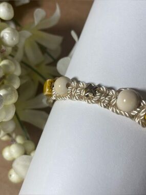 Handcrafted Adjustable Cream Beaded Macramé Bracelet with Gold Star